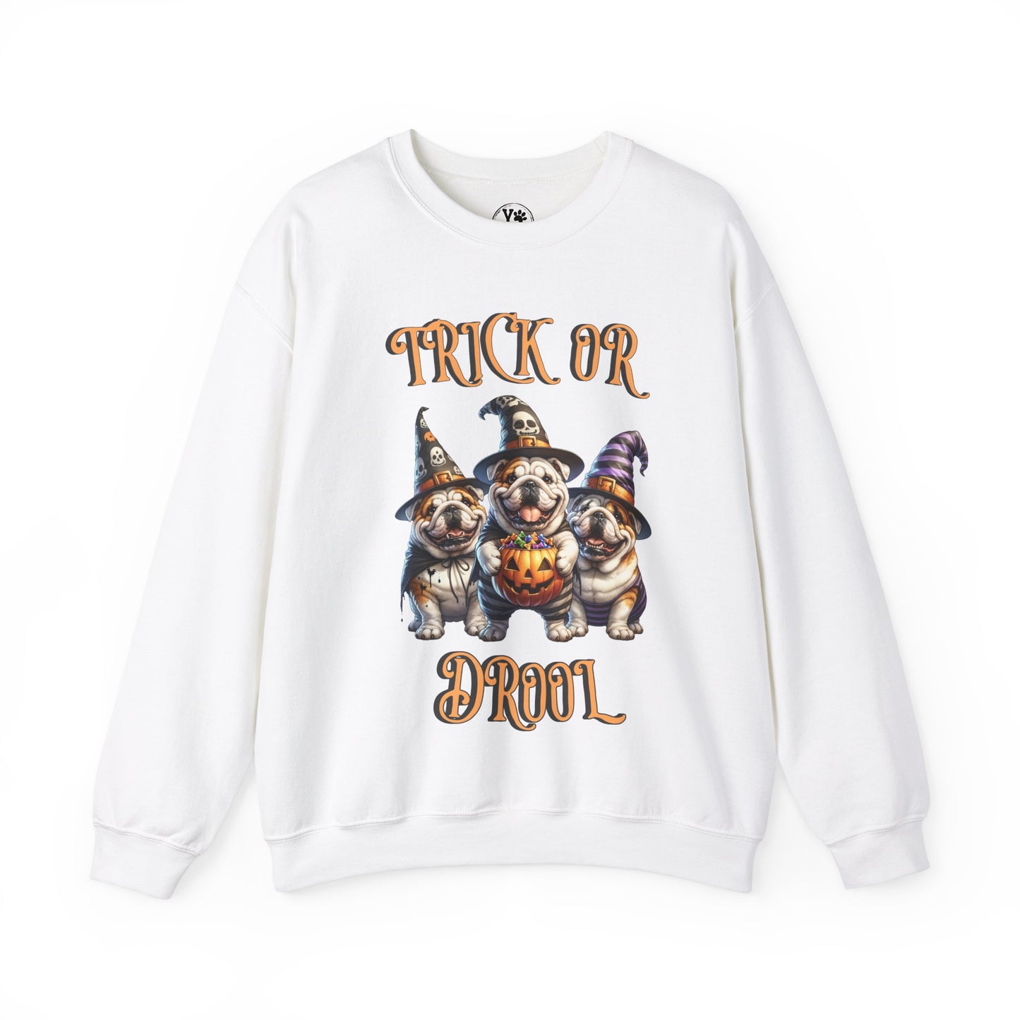 Halloween vintage bulldog sweatshirt for dog lovers, bulldog lovers, spooky dog, pet lovers, dog lovers, cute halloween sweatshirt
