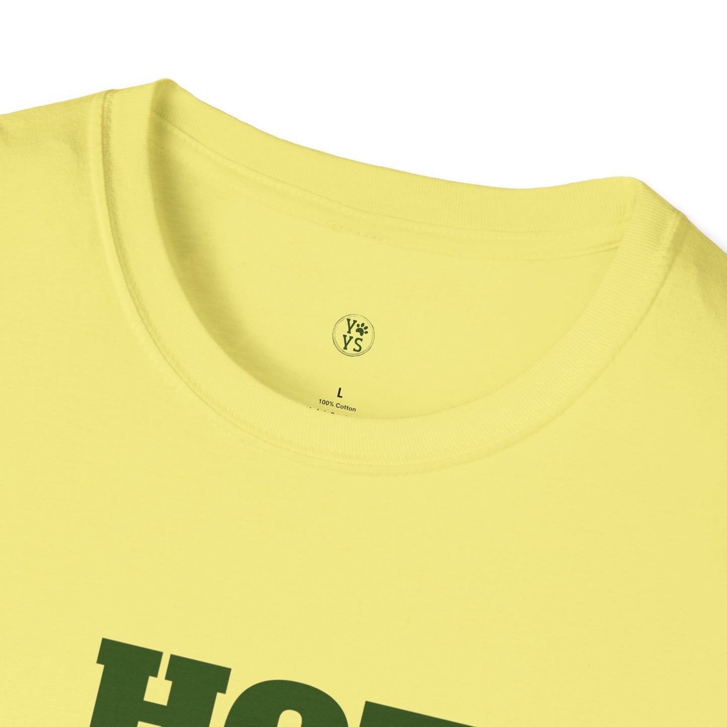 Hot Girls Read Labs Retro T-Shirt — Vet Tech & Lab Technician Gift